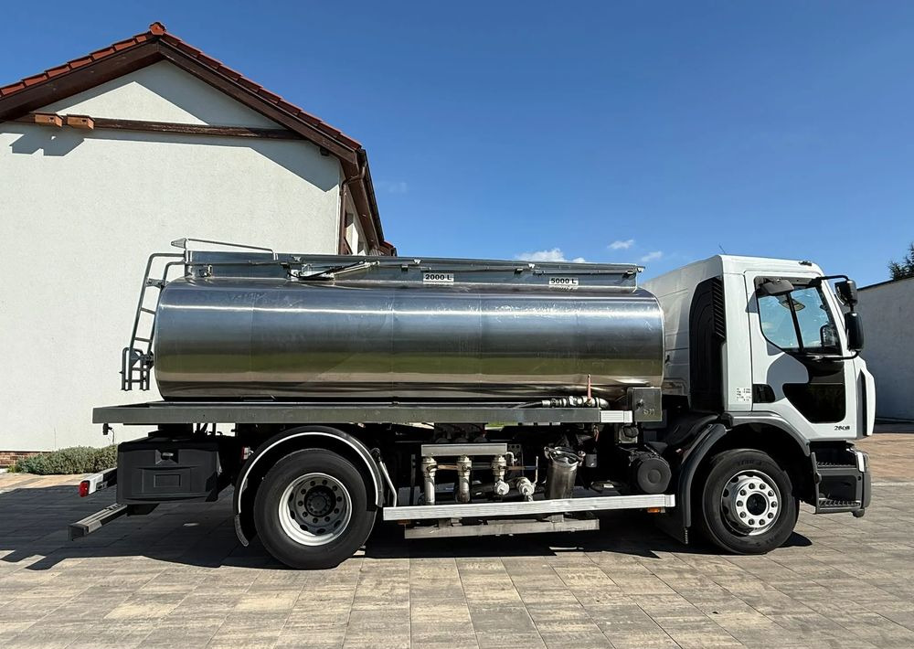 Renault Premium 280 DXI - شاحنة صهريج: صور 4 Renault Premium 280 DXI - شاحنة صهريج: صور 4