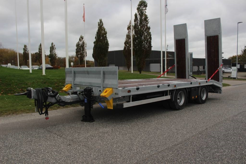 AMT MK200 2 akslet maskinkærre m. sider og ramper - مقطورات مسطحة: صور 4 AMT MK200 2 akslet maskinkærre m. sider og ramper - مقطورات مسطحة: صور 4