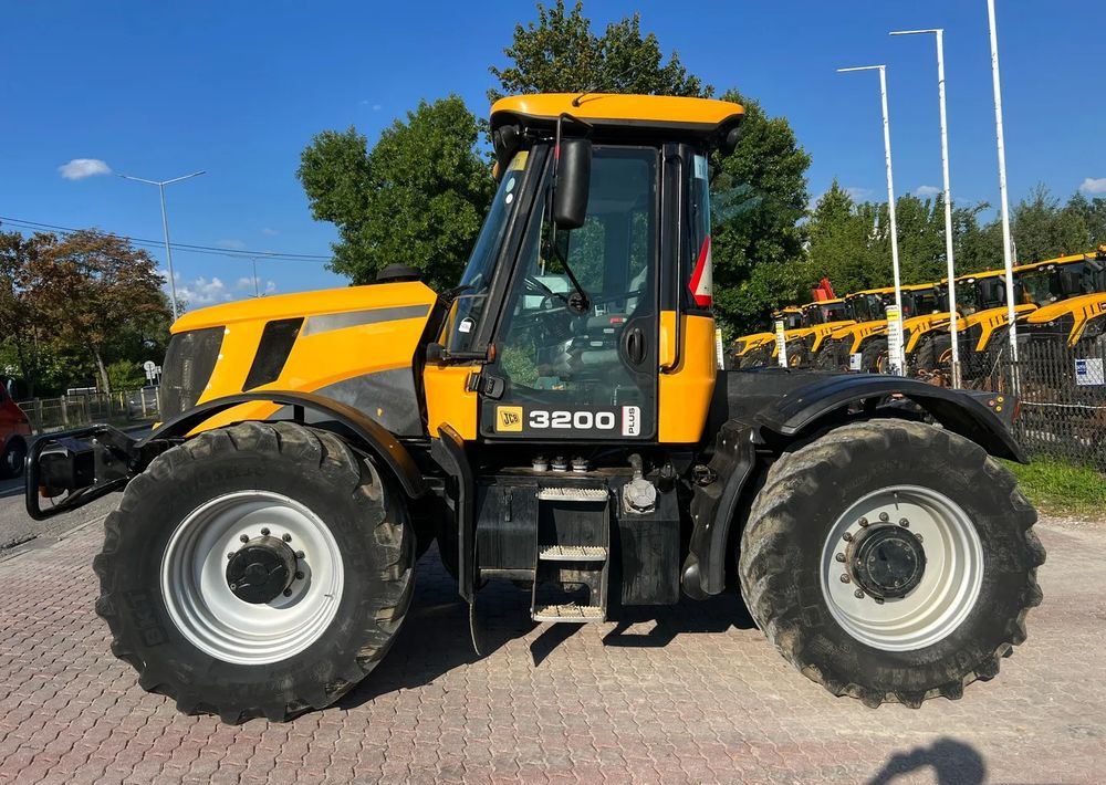 JCB 3200 Plus - جرار: صور 2 JCB 3200 Plus - جرار: صور 2