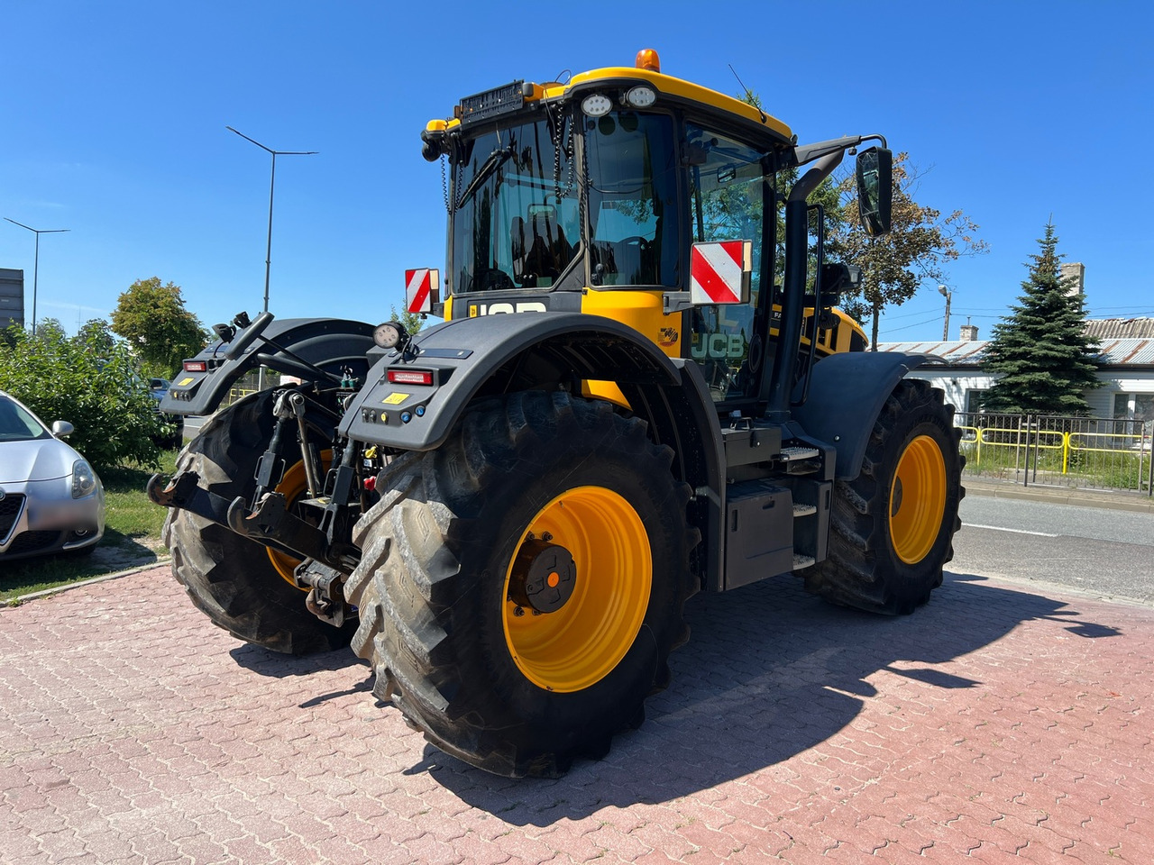 JCB Fastrac 4220 - جرار: صور 5 JCB Fastrac 4220 - جرار: صور 5