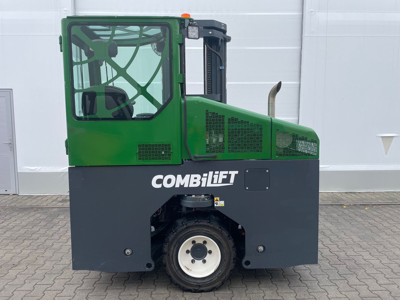 Combilift C4000 - شاحنة المناولة رباعية الاتجاهات: صور 4 Combilift C4000 - شاحنة المناولة رباعية الاتجاهات: صور 4