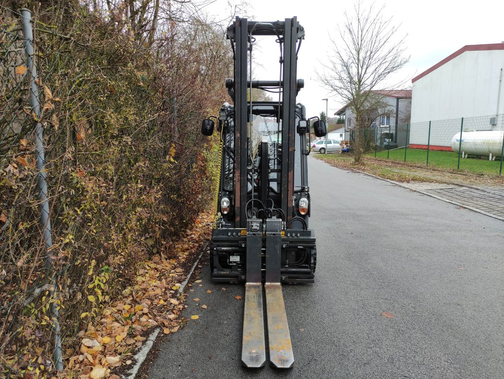 Linde E20PL-02-386 EVO - رافعة شوكية كهربائية: صور 3 Linde E20PL-02-386 EVO - رافعة شوكية كهربائية: صور 3