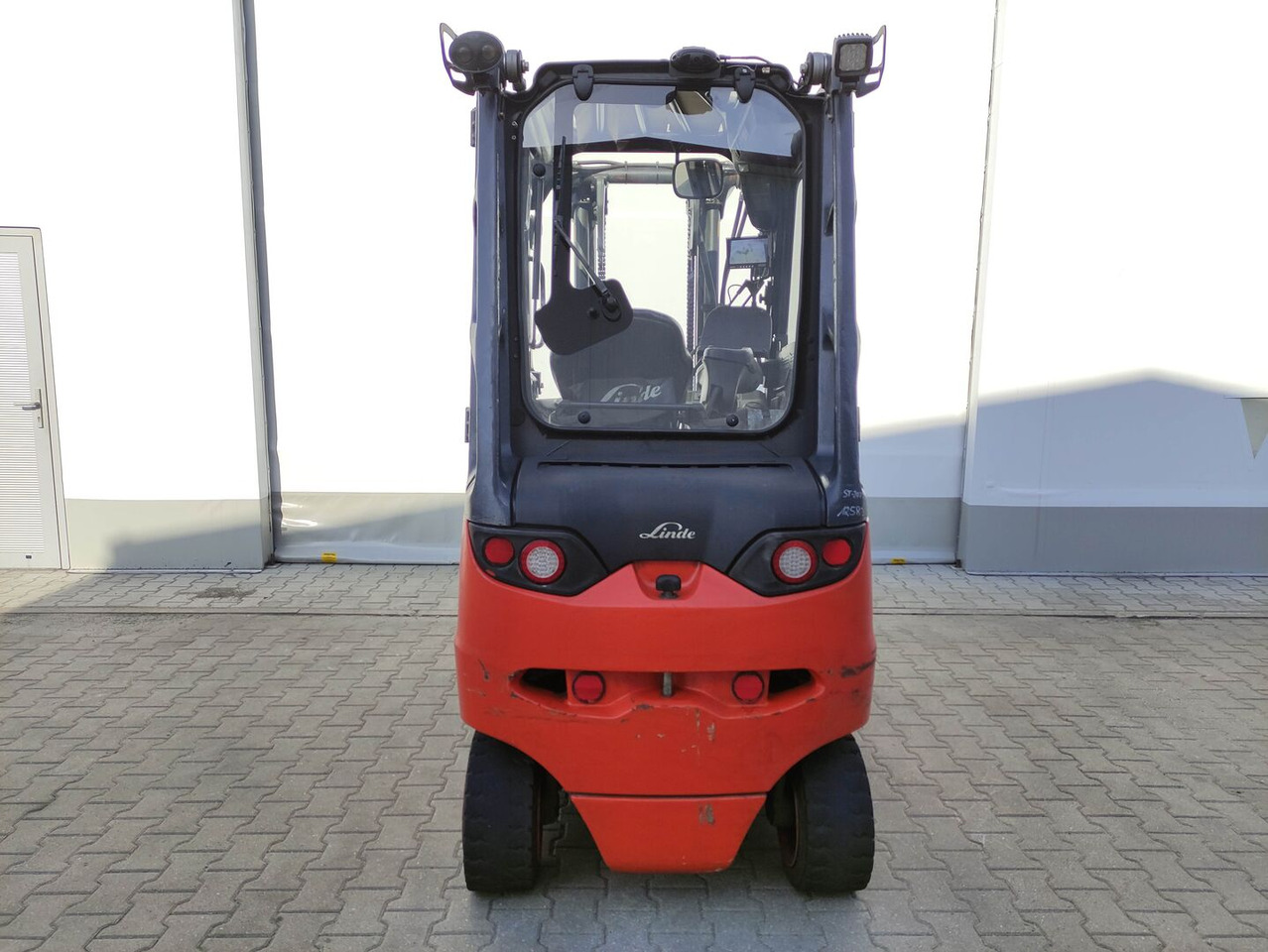 Linde E30H-01-600-387 - رافعة شوكية كهربائية: صور 4 Linde E30H-01-600-387 - رافعة شوكية كهربائية: صور 4