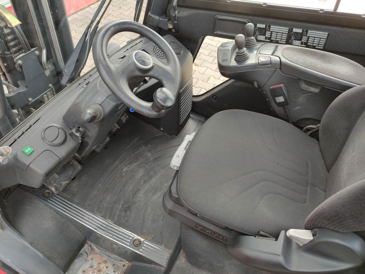 Linde H35D-02-393-EVO - رافعة شوكية ديزل: صور 5 Linde H35D-02-393-EVO - رافعة شوكية ديزل: صور 5