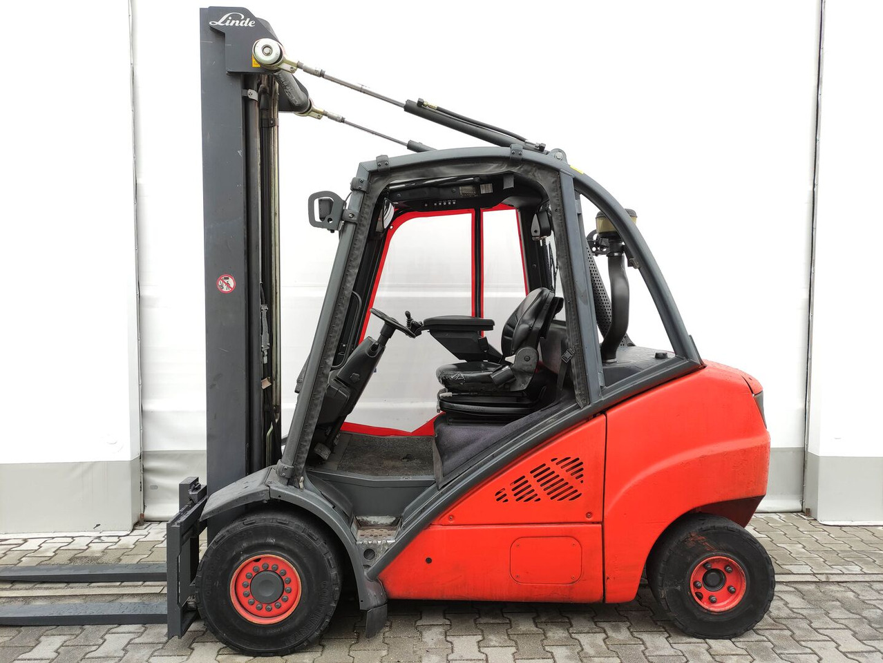 Linde H35D-393-01 - رافعة شوكية ديزل: صور 1 Linde H35D-393-01 - رافعة شوكية ديزل: صور 1