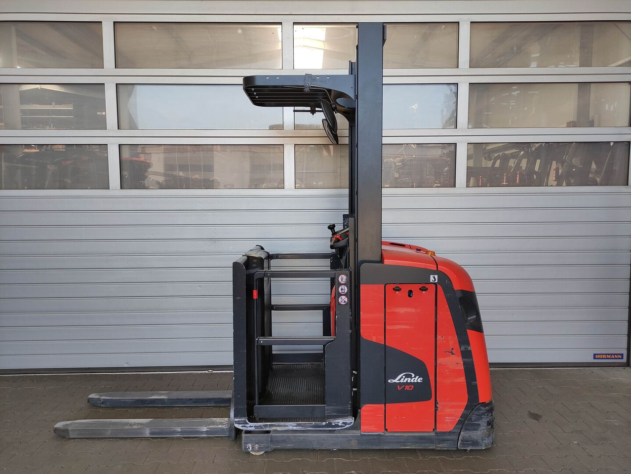 Linde V10-02 - رافعات ترتيب البضائع: صور 2 Linde V10-02 - رافعات ترتيب البضائع: صور 2