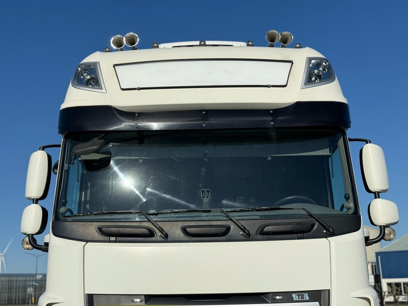DAF XF 510 FT NL TRUCK, 2X TANK, ALCOA WHEELS, STAND AIRCO. - شاحنة جرار: صور 5 DAF XF 510 FT NL TRUCK, 2X TANK, ALCOA WHEELS, STAND AIRCO. - شاحنة جرار: صور 5