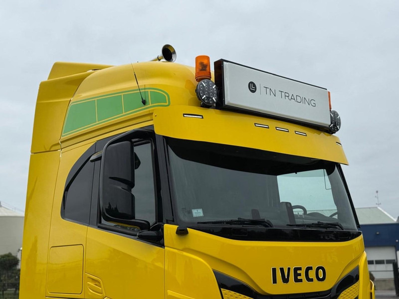 Iveco AS440STX/FP GESTUURDE VOORLOPER, ALCOA, LEATHER, SHOW, 480 PK. - شاحنة جرار: صور 4 Iveco AS440STX/FP GESTUURDE VOORLOPER, ALCOA, LEATHER, SHOW, 480 PK. - شاحنة جرار: صور 4