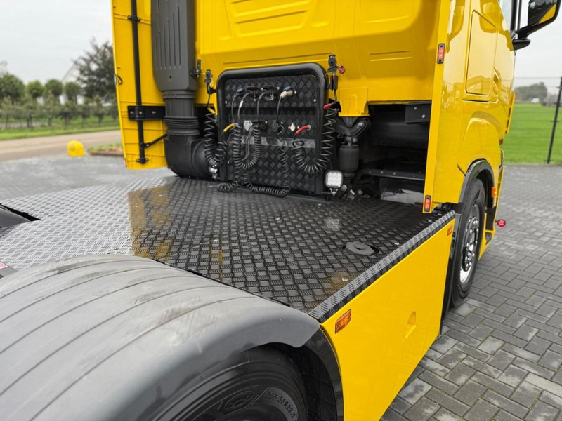 Iveco AS440STX/FP GESTUURDE VOORLOPER, ALCOA, LEATHER, SHOW, 480 PK. إيجار Iveco AS440STX/FP GESTUURDE VOORLOPER, ALCOA, LEATHER, SHOW, 480 PK.: صور 16