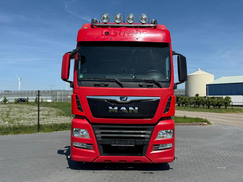 MAN 18.500 FULL AIR, ALCOA, TV, INVERTER, MICROWAVE, TOP. - شاحنة جرار: صور 3 MAN 18.500 FULL AIR, ALCOA, TV, INVERTER, MICROWAVE, TOP. - شاحنة جرار: صور 3