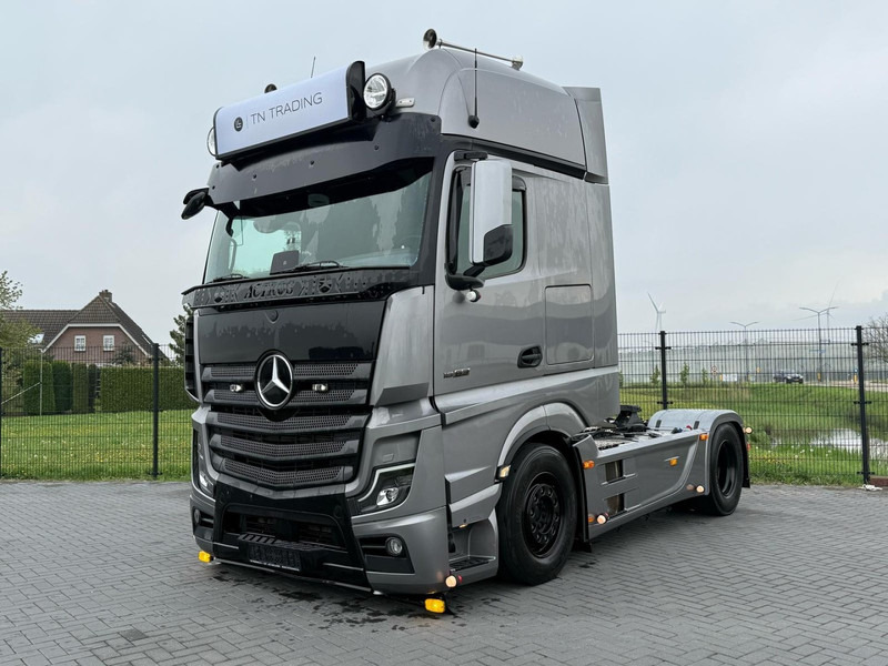Mercedes-Benz 1863.630 SHOWTRUCK, VOLLUCHT, L PAKKET, HYDRAULIEK, TOPSTAAT. - شاحنة جرار: صور 1 Mercedes-Benz 1863.630 SHOWTRUCK, VOLLUCHT, L PAKKET, HYDRAULIEK, TOPSTAAT. - شاحنة جرار: صور 1