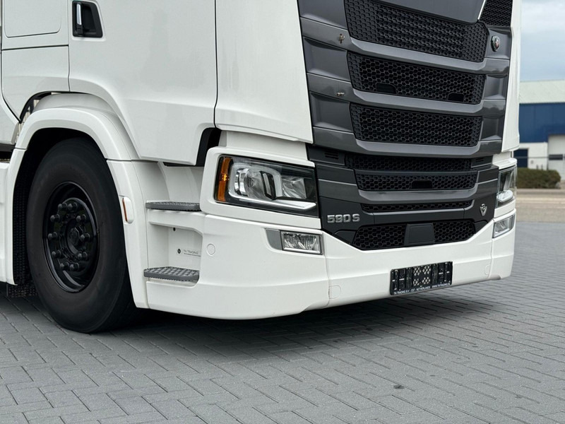 Scania S590 V8 NGS FULL AIR, PARK COOL, RETARDER, 2 TANKS. - شاحنة جرار: صور 3 Scania S590 V8 NGS FULL AIR, PARK COOL, RETARDER, 2 TANKS. - شاحنة جرار: صور 3