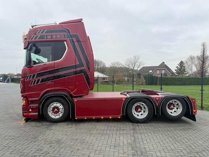 Scania S650 V8 NGS SHOW TRUCK, INTERIOR, FULL AIR, ALCOA, PTO, FULL! - شاحنة جرار: صور 4 Scania S650 V8 NGS SHOW TRUCK, INTERIOR, FULL AIR, ALCOA, PTO, FULL! - شاحنة جرار: صور 4