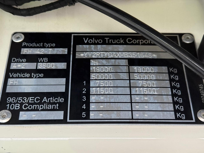 Volvo FH 13.460XL Turbocompound, leer, vollucht, 2 tanks, dubbel glas, vol spoiler. - شاحنة جرار: صور 5 Volvo FH 13.460XL Turbocompound, leer, vollucht, 2 tanks, dubbel glas, vol spoiler. - شاحنة جرار: صور 5