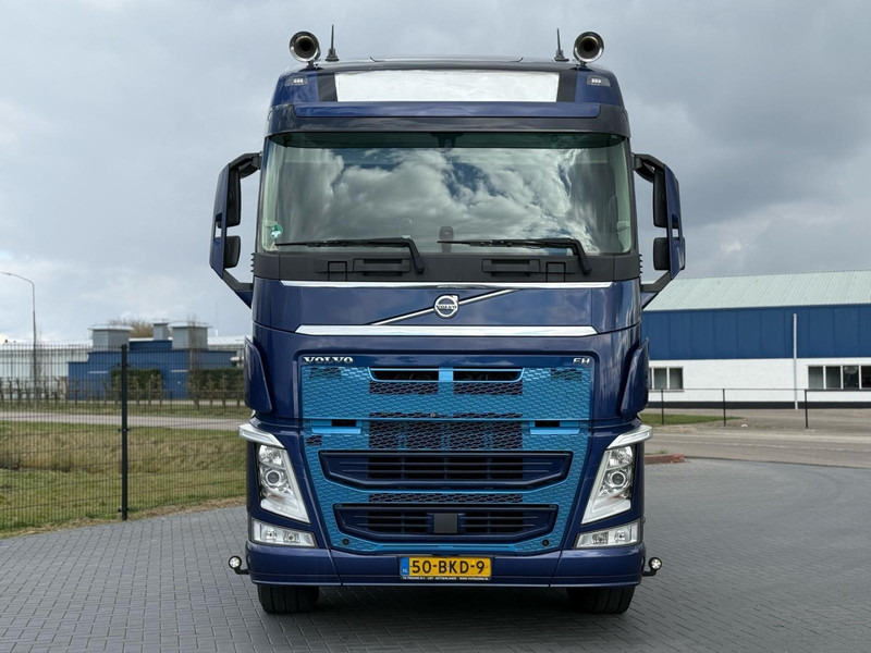 Volvo FH 13.500 DYNAMIC STEERING, DUAL CLUTCH, ACC, 3X CAMERA, ACC. - شاحنات الحاويات / جسم علوي قابل للتغيير شاحنة: صور 3 Volvo FH 13.500 DYNAMIC STEERING, DUAL CLUTCH, ACC, 3X CAMERA, ACC. - شاحنات الحاويات / جسم علوي قابل للتغيير شاحنة: صور 3