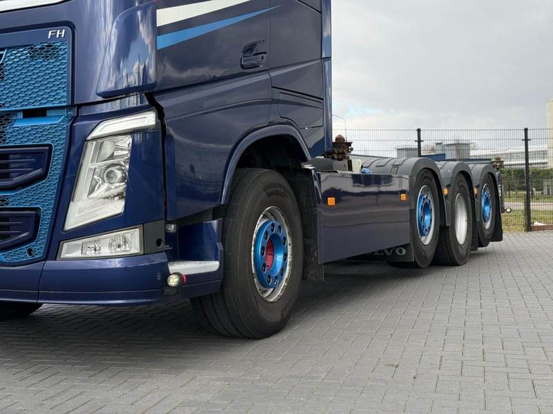 Volvo FH 13.500 DYNAMIC STEERING, DUAL CLUTCH, ACC, 3X CAMERA, ACC. - شاحنات الحاويات / جسم علوي قابل للتغيير شاحنة: صور 5 Volvo FH 13.500 DYNAMIC STEERING, DUAL CLUTCH, ACC, 3X CAMERA, ACC. - شاحنات الحاويات / جسم علوي قابل للتغيير شاحنة: صور 5