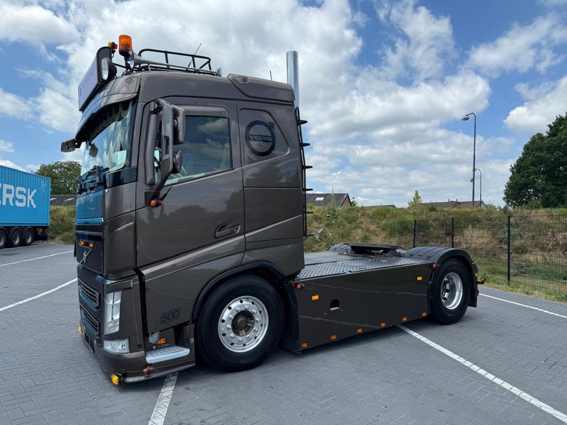 Volvo FH 13.500 SHOW TRUCK, FULL AIR, INTERIOR, TOP, HYDRAULIC. - شاحنة جرار: صور 3 Volvo FH 13.500 SHOW TRUCK, FULL AIR, INTERIOR, TOP, HYDRAULIC. - شاحنة جرار: صور 3