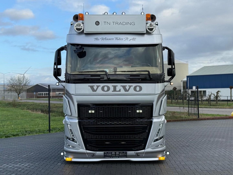 Volvo FH 460 SHOW, FULL AIR, ALCOA, INTERIOR, LIKE NEW, TOP. - شاحنة جرار: صور 3 Volvo FH 460 SHOW, FULL AIR, ALCOA, INTERIOR, LIKE NEW, TOP. - شاحنة جرار: صور 3