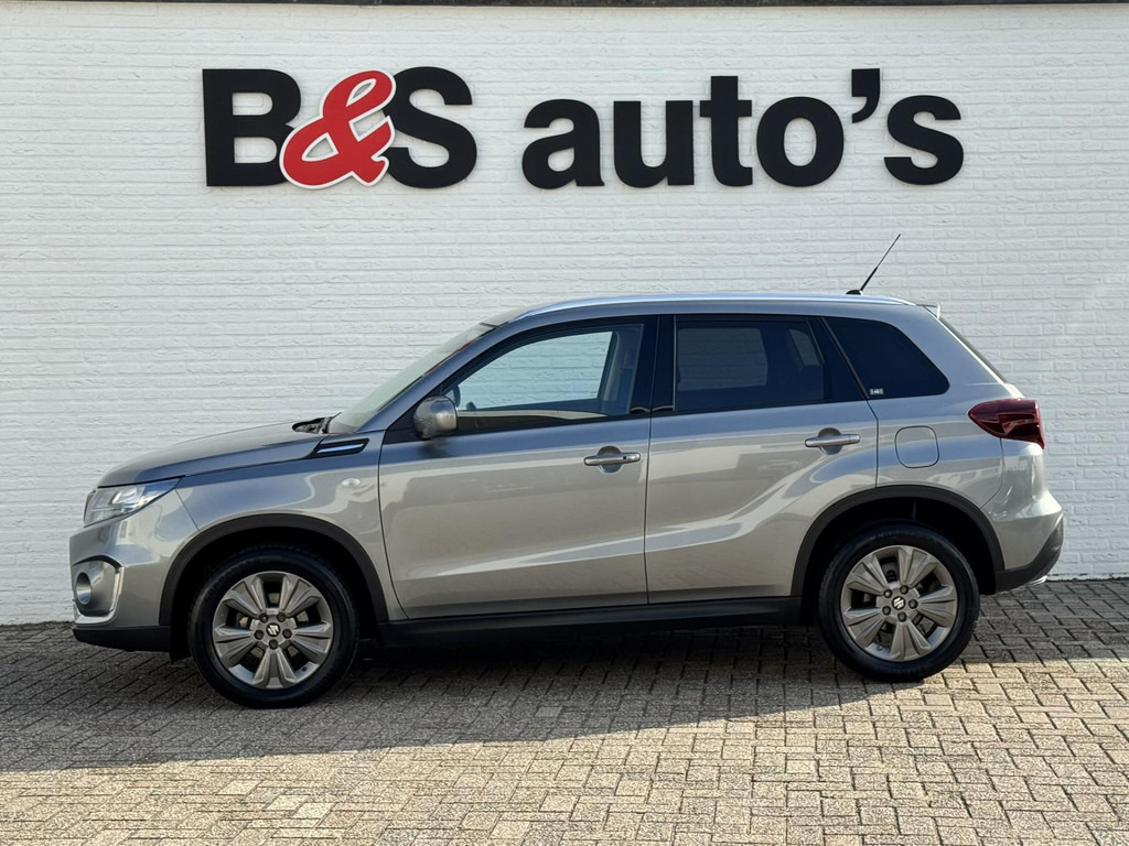 Suzuki Vitara-1.5 Hybrid Select AllGrip Adaptve cruise Climate control Apple Carplay Android Auto Achteruitrijcamera - سيارة دفع رباعي: صور 5 Suzuki Vitara-1.5 Hybrid Select AllGrip Adaptve cruise Climate control Apple Carplay Android Auto Achteruitrijcamera - سيارة دفع رباعي: صور 5