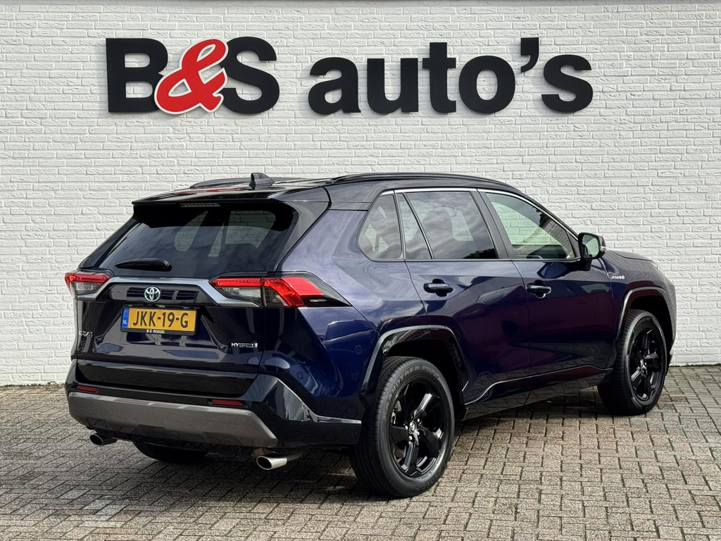 Toyota RAV4-2.5 Hybrid AWD Bi-Tone Adaptive cruise Climate control LED Apple / Android Draadloos telefoonladen Achteruitrijcamera - سيارة دفع رباعي: صور 2 Toyota RAV4-2.5 Hybrid AWD Bi-Tone Adaptive cruise Climate control LED Apple / Android Draadloos telefoonladen Achteruitrijcamera - سيارة دفع رباعي: صور 2