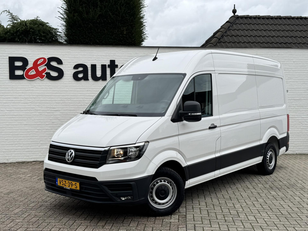Volkswagen Crafter-30 2.0 TDI L3H3 Highline 4S banden Trekhaak Carplay Pdc v+a Cruise DAB - فان: صور 1 Volkswagen Crafter-30 2.0 TDI L3H3 Highline 4S banden Trekhaak Carplay Pdc v+a Cruise DAB - فان: صور 1