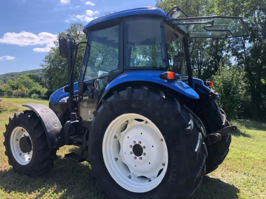 New Holland TD80D - جرار: صور 2 New Holland TD80D - جرار: صور 2