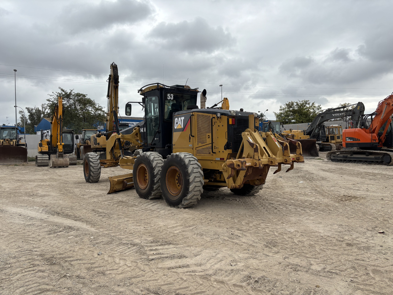CATERPILLAR 140M - آلات البناء: صور 3 CATERPILLAR 140M - آلات البناء: صور 3