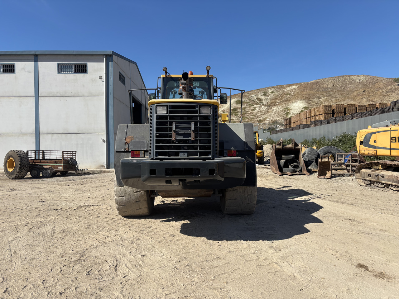 KOMATSU WA480-6 - اللودر بعجل: صور 4 KOMATSU WA480-6 - اللودر بعجل: صور 4