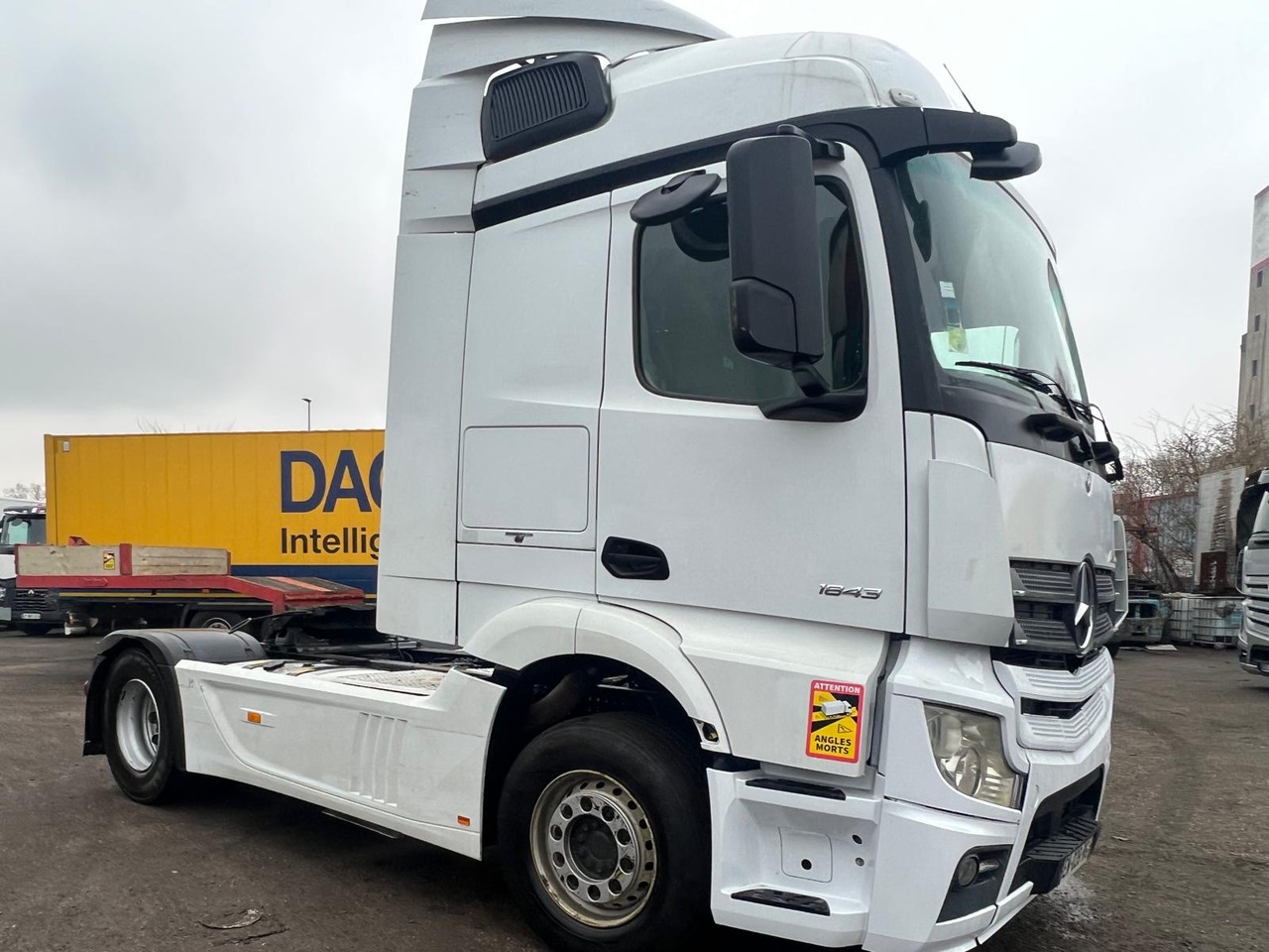 Mercedes Actros 1843 - شاحنة جرار: صور 2 Mercedes Actros 1843 - شاحنة جرار: صور 2