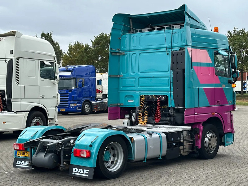 DAF XF 106.460 Mega - Hefschotel - Intarder - 2 Tank - Euro 5 - شاحنة جرار: صور 3 DAF XF 106.460 Mega - Hefschotel - Intarder - 2 Tank - Euro 5 - شاحنة جرار: صور 3