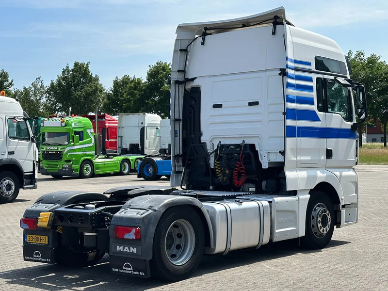 MAN TGX 18.420 XLX Euro 6 / 2 Tank / Only 450Tkm / Apk! - شاحنة جرار: صور 3 MAN TGX 18.420 XLX Euro 6 / 2 Tank / Only 450Tkm / Apk! - شاحنة جرار: صور 3