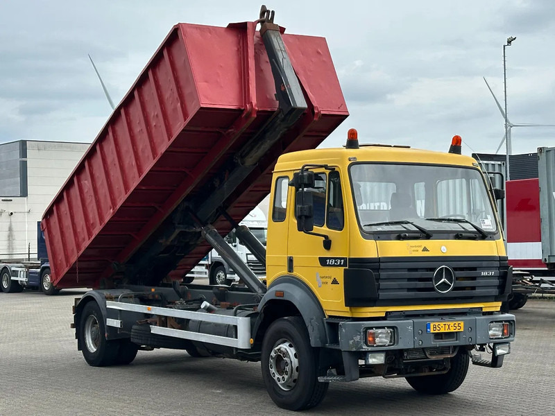 Mercedes-Benz SK 1931 4x2 Meiler Haakarm 20T Manual + Telma / Euro 1 - شاحنة ذات الخطاف: صور 2 Mercedes-Benz SK 1931 4x2 Meiler Haakarm 20T Manual + Telma / Euro 1 - شاحنة ذات الخطاف: صور 2
