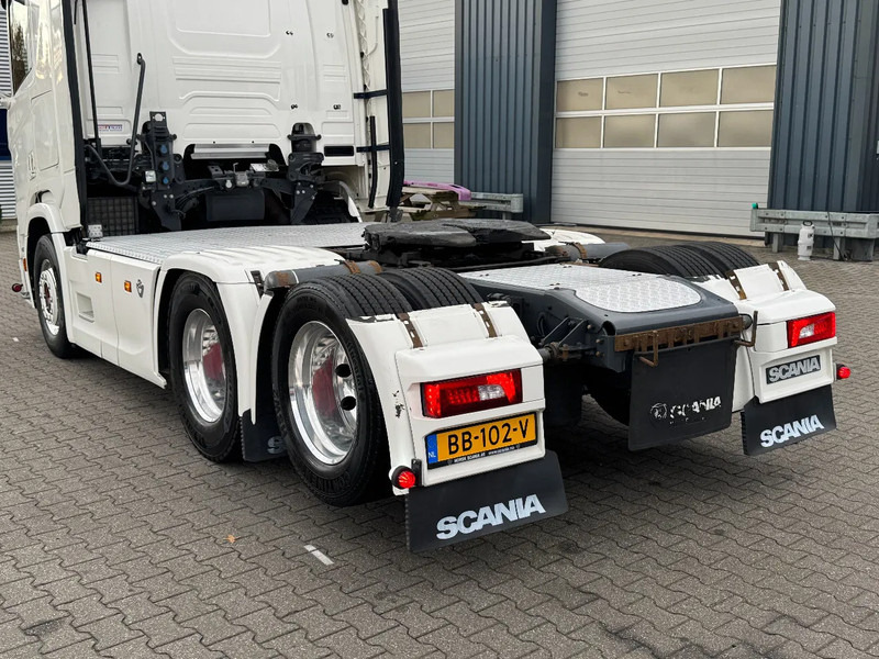 Scania R580 V8 6x2 Retarder Full Air Boogie - شاحنة جرار: صور 5 Scania R580 V8 6x2 Retarder Full Air Boogie - شاحنة جرار: صور 5