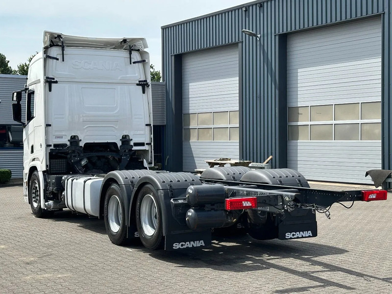 Scania R660 V8 6x4 or 6x2 Chassis with Lift-Axle / Retarder / Wb 4.75 / Full Air - الشاسيه شاحنة: صور 4 Scania R660 V8 6x4 or 6x2 Chassis with Lift-Axle / Retarder / Wb 4.75 / Full Air - الشاسيه شاحنة: صور 4