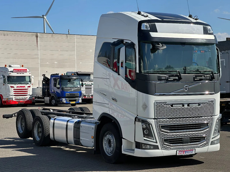Volvo FH 16.650 6x2 Chassis Retarder Euro 6 WB 4.30 Full Air - الشاسيه شاحنة: صور 2 Volvo FH 16.650 6x2 Chassis Retarder Euro 6 WB 4.30 Full Air - الشاسيه شاحنة: صور 2