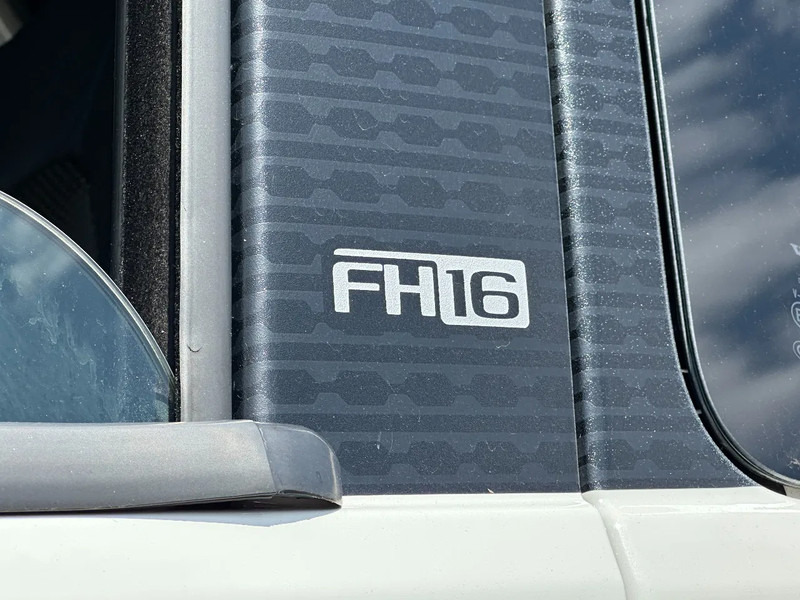 الشاسيه شاحنة Volvo FH 16.750 6x4 Globe XL Chassis Retarder 4.30 Wb Full Air: صور 12 الشاسيه شاحنة Volvo FH 16.750 6x4 Globe XL Chassis Retarder 4.30 Wb Full Air: صور 12