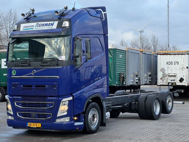 Volvo FH 460 6x2 Globetrotter XL WB 4.90mtr - الشاسيه شاحنة: صور 1 Volvo FH 460 6x2 Globetrotter XL WB 4.90mtr - الشاسيه شاحنة: صور 1