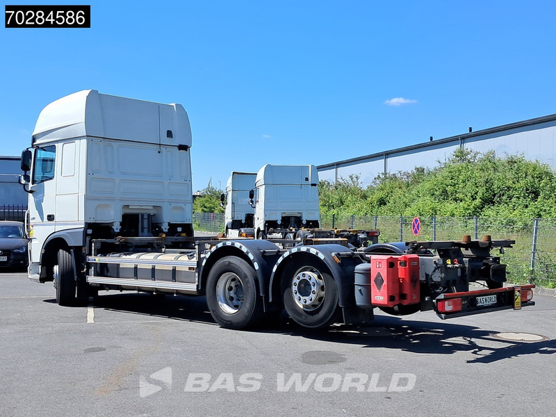DAF XF 450 6X2 SSC Retarder 2x Tanks Liftachse Standklima LED ACC - شاحنات الحاويات / جسم علوي قابل للتغيير شاحنة: صور 2 DAF XF 450 6X2 SSC Retarder 2x Tanks Liftachse Standklima LED ACC - شاحنات الحاويات / جسم علوي قابل للتغيير شاحنة: صور 2