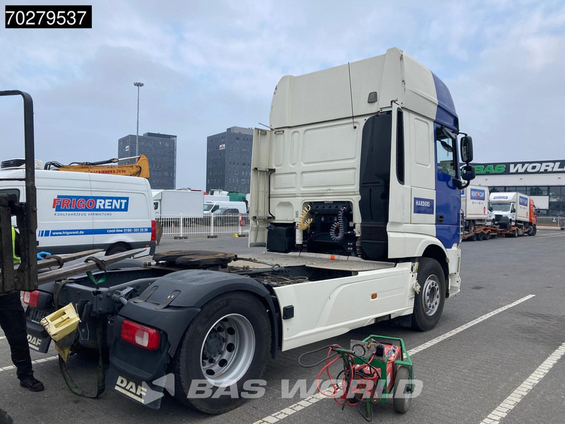 DAF XF 480 4X2 SSC ACC Standklima Euro 6 - شاحنة جرار: صور 3 DAF XF 480 4X2 SSC ACC Standklima Euro 6 - شاحنة جرار: صور 3