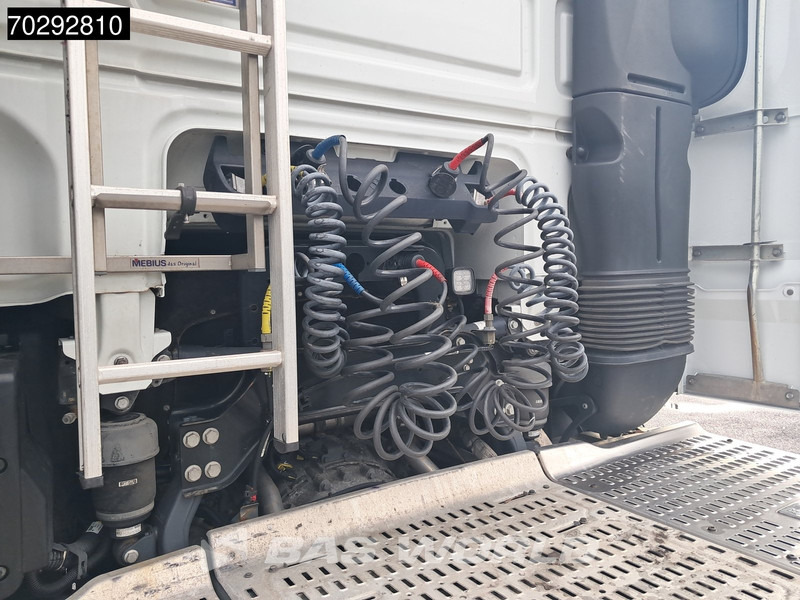 DAF XF 480 4X2 SSC Retarder Standklima LED ACC Euro 6 - شاحنة جرار: صور 3 DAF XF 480 4X2 SSC Retarder Standklima LED ACC Euro 6 - شاحنة جرار: صور 3