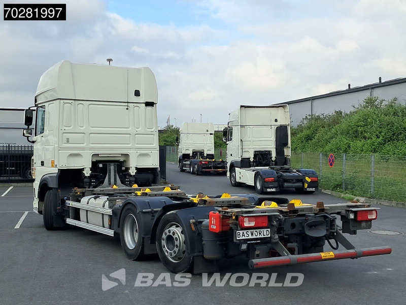 DAF XF 480 6X2 SSC Retarder 2x Tanks Lift+Lenkachse Standklima ACC LED - شاحنات الحاويات / جسم علوي قابل للتغيير شاحنة: صور 2 DAF XF 480 6X2 SSC Retarder 2x Tanks Lift+Lenkachse Standklima ACC LED - شاحنات الحاويات / جسم علوي قابل للتغيير شاحنة: صور 2