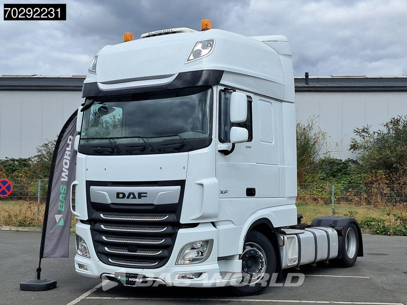 DAF XF 530 4X2 Mega SSC Retarder Hebesattel ACC Euro 6 - شاحنة جرار: صور 2 DAF XF 530 4X2 Mega SSC Retarder Hebesattel ACC Euro 6 - شاحنة جرار: صور 2