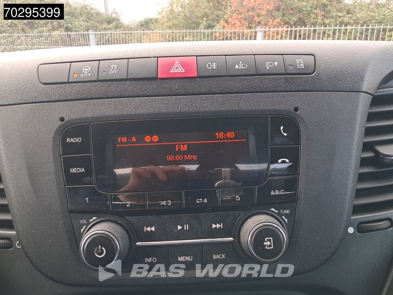 قلاب صغير Iveco Daily 35C14 Kipper Doppelbereifung 3,5t AHK 140PS Doppelbereifung Klima Tempomat Euro6 Kieper 2m3 A/C Towbar Cruise control: صور 13 قلاب صغير Iveco Daily 35C14 Kipper Doppelbereifung 3,5t AHK 140PS Doppelbereifung Klima Tempomat Euro6 Kieper 2m3 A/C Towbar Cruise control: صور 13