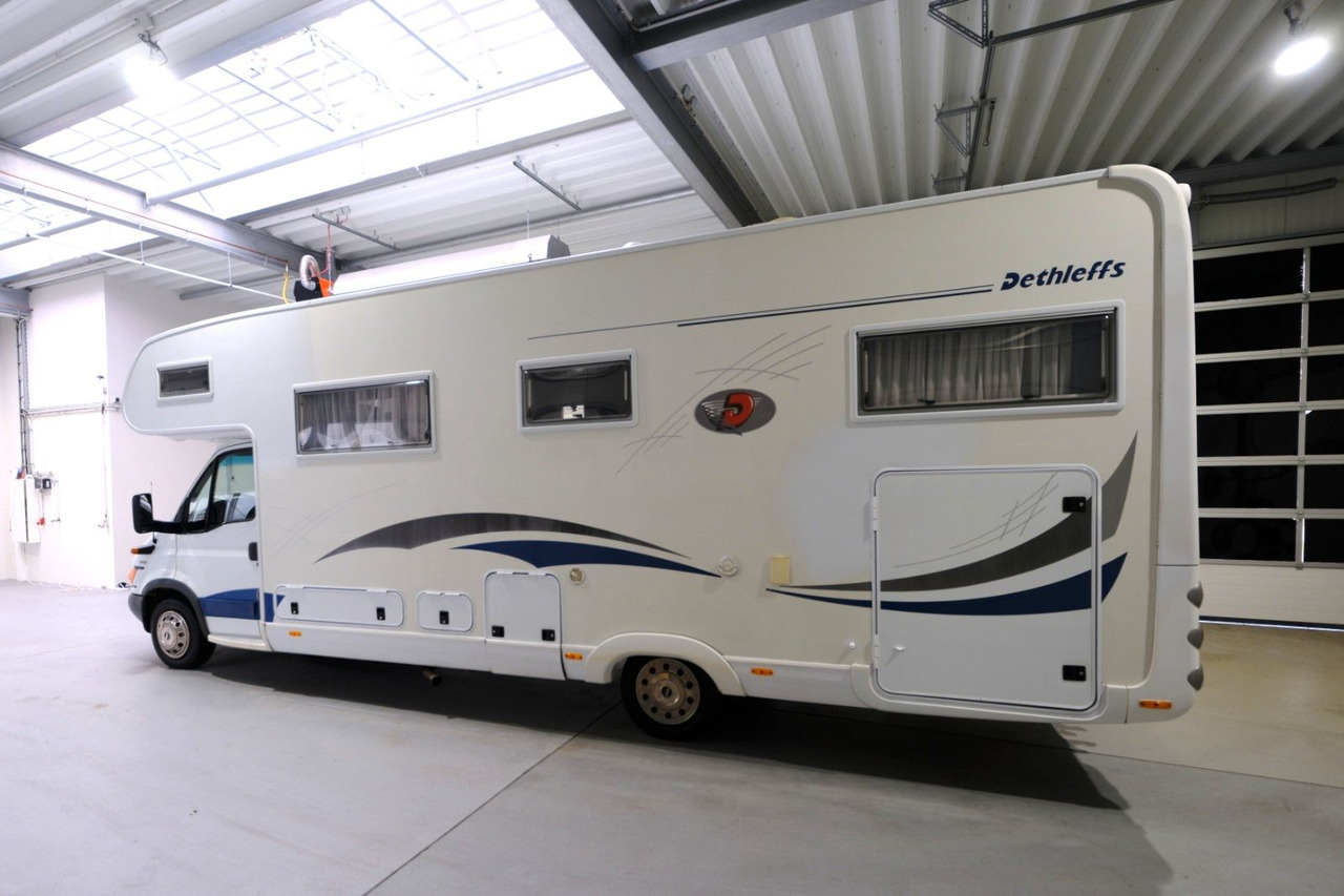 Dethleffs Globetrotter A 8000 XXL/Festbett/Garage/Solar - موتر هوم سقف عالي: صور 4 Dethleffs Globetrotter A 8000 XXL/Festbett/Garage/Solar - موتر هوم سقف عالي: صور 4