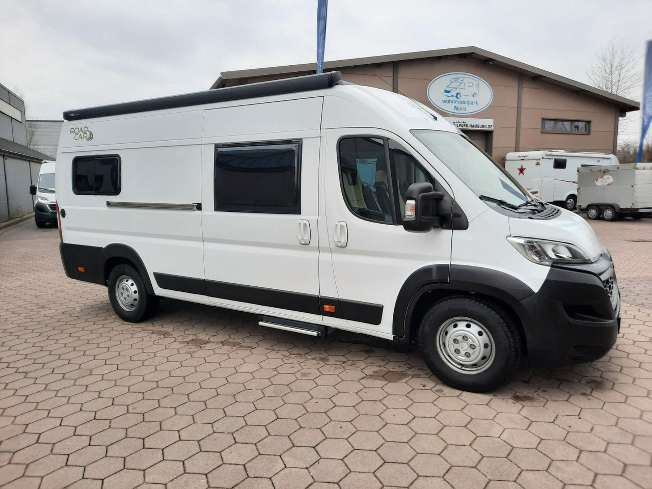 Roadcar R 640/1. Hand/Einzelbetten/Klima/Markise/TOP - كرفان فان: صور 1 Roadcar R 640/1. Hand/Einzelbetten/Klima/Markise/TOP - كرفان فان: صور 1