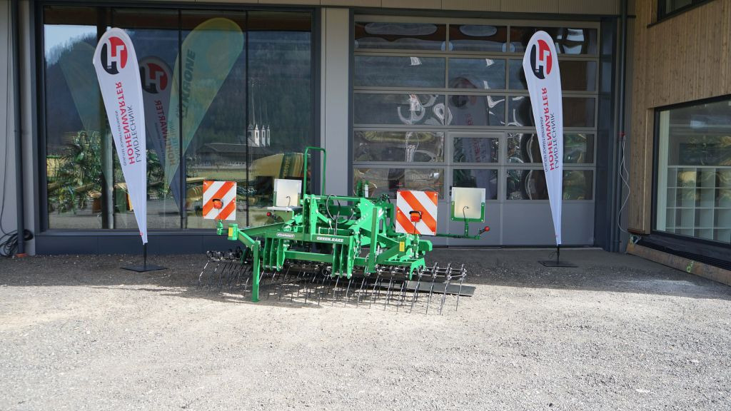 Düvelsdorf GREEN.RAKE expert 3 m (20608) - مشط العشب: صور 1 Düvelsdorf GREEN.RAKE expert 3 m (20608) - مشط العشب: صور 1