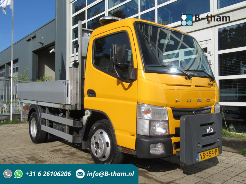 FUSO Canter 6S15 Winterdienst NIDO HYDRO - الشاحنات الصغيرة المسطحة: صور 1 FUSO Canter 6S15 Winterdienst NIDO HYDRO - الشاحنات الصغيرة المسطحة: صور 1