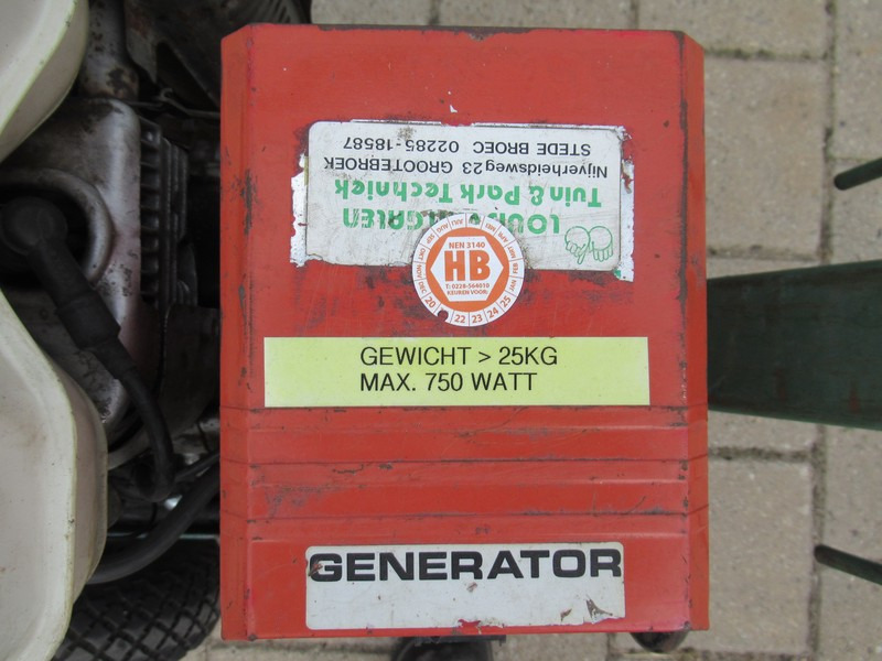 Honda Aggregaat 750 Generator 750W / 220V - مجموعة المولدات: صور 3 Honda Aggregaat 750 Generator 750W / 220V - مجموعة المولدات: صور 3