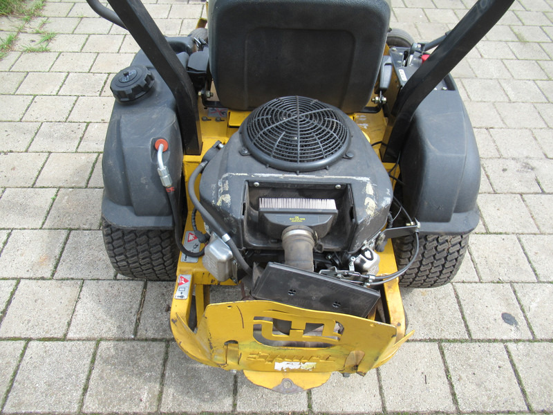 Hustler SPORT 0-Turn Maaier / Mower for parts / Defect - جزازة المروج: صور 4 Hustler SPORT 0-Turn Maaier / Mower for parts / Defect - جزازة المروج: صور 4