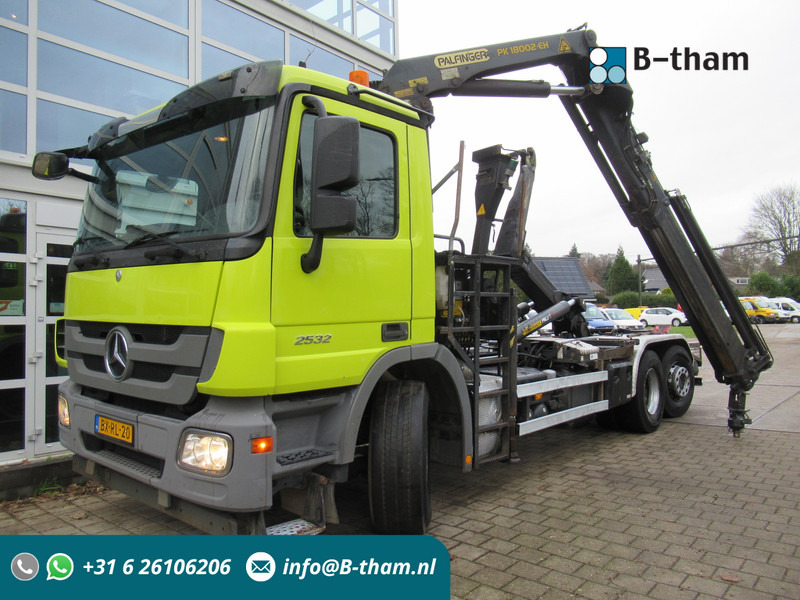 Mercedes-Benz ACTROS 2532 6x2 Palift T20 + Palfinger PK18002-EH Haak - Kraan - شاحنة ذات الخطاف, شاحنة كرين: صور 1 Mercedes-Benz ACTROS 2532 6x2 Palift T20 + Palfinger PK18002-EH Haak - Kraan - شاحنة ذات الخطاف, شاحنة كرين: صور 1